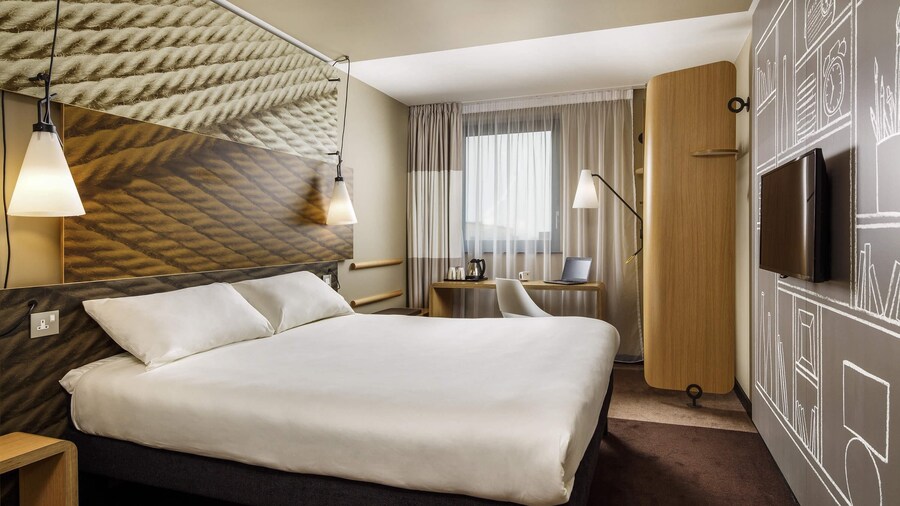 ibis Cambridge Central Station