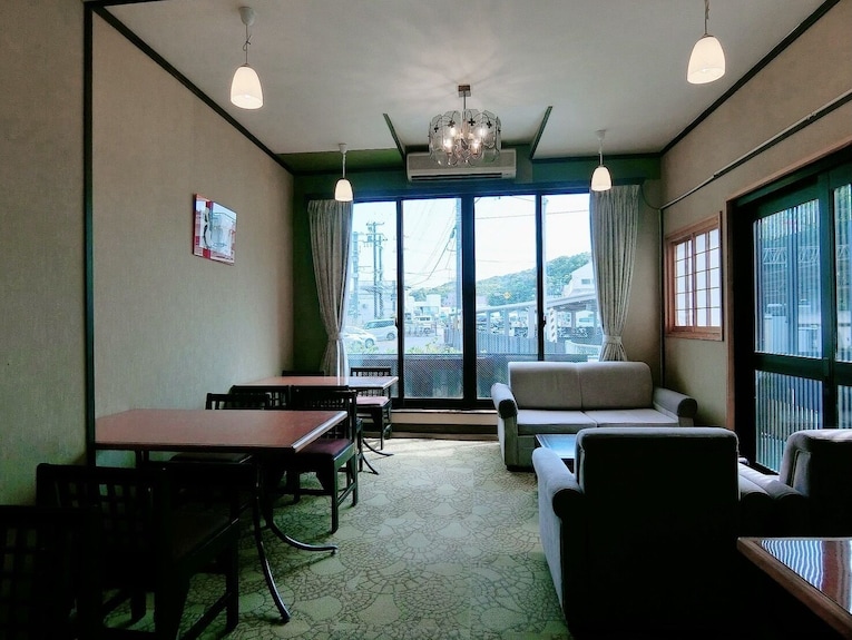 駅海民宿評價、特色體驗、房價資訊、訂房連結 – 交通便利與親切服務 - 照片 14