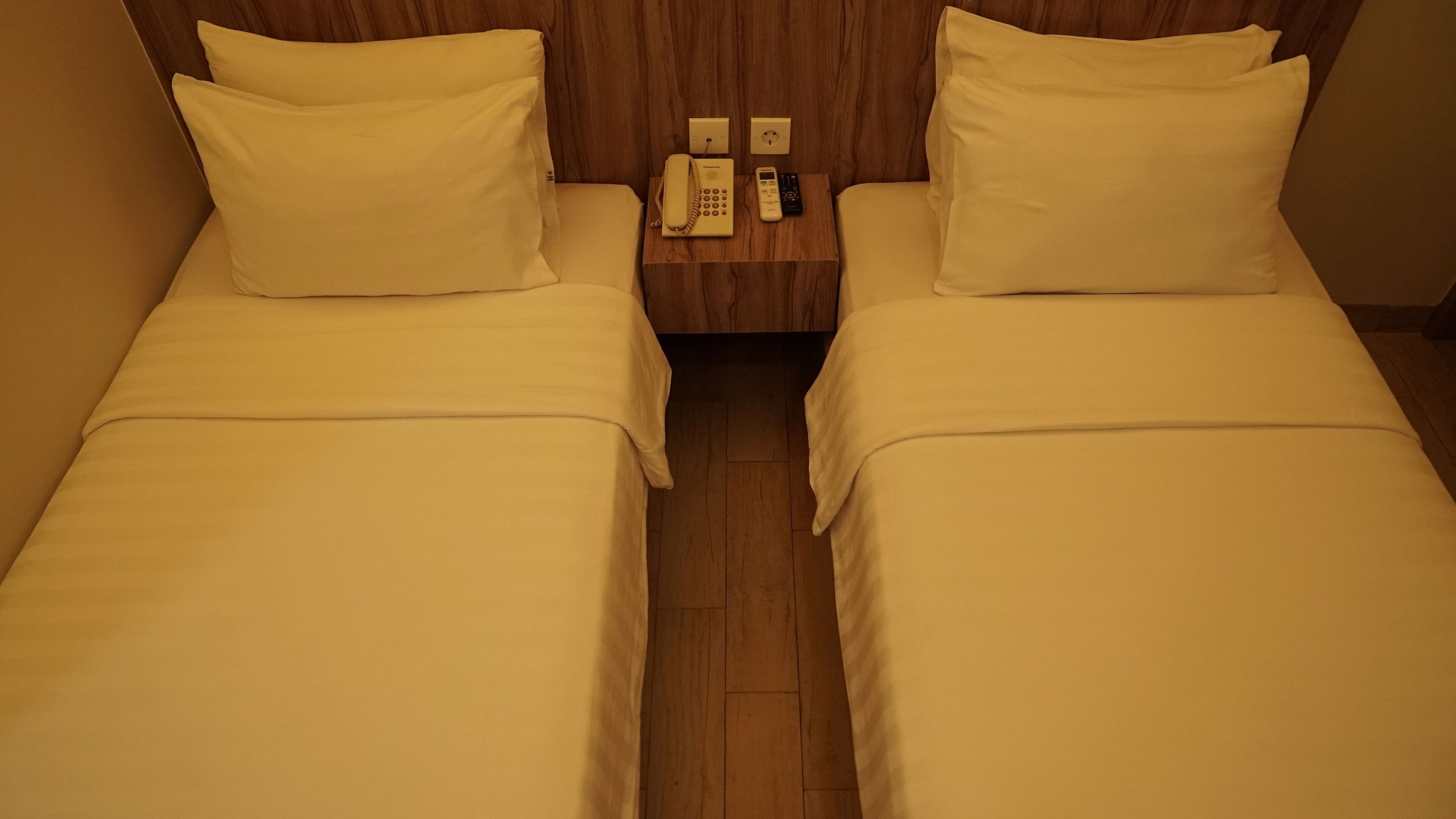 Foto - Whiz Hotel Cikini Jakarta