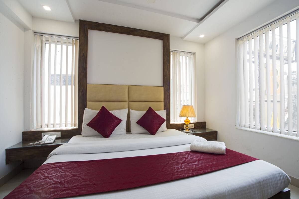 Standard NON AC Double Room | In-room safe, soundproofing, rollaway beds, free WiFi