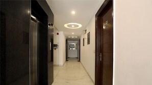 Interior entrance - Optimum Baba Residency (New Delhi)