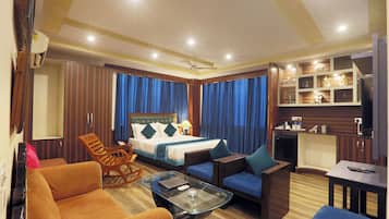 Grand Suite | Egyptian cotton sheets, premium bedding, down comforters