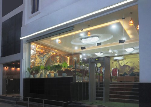 Hotel Castle Blue Delhi Airport T3