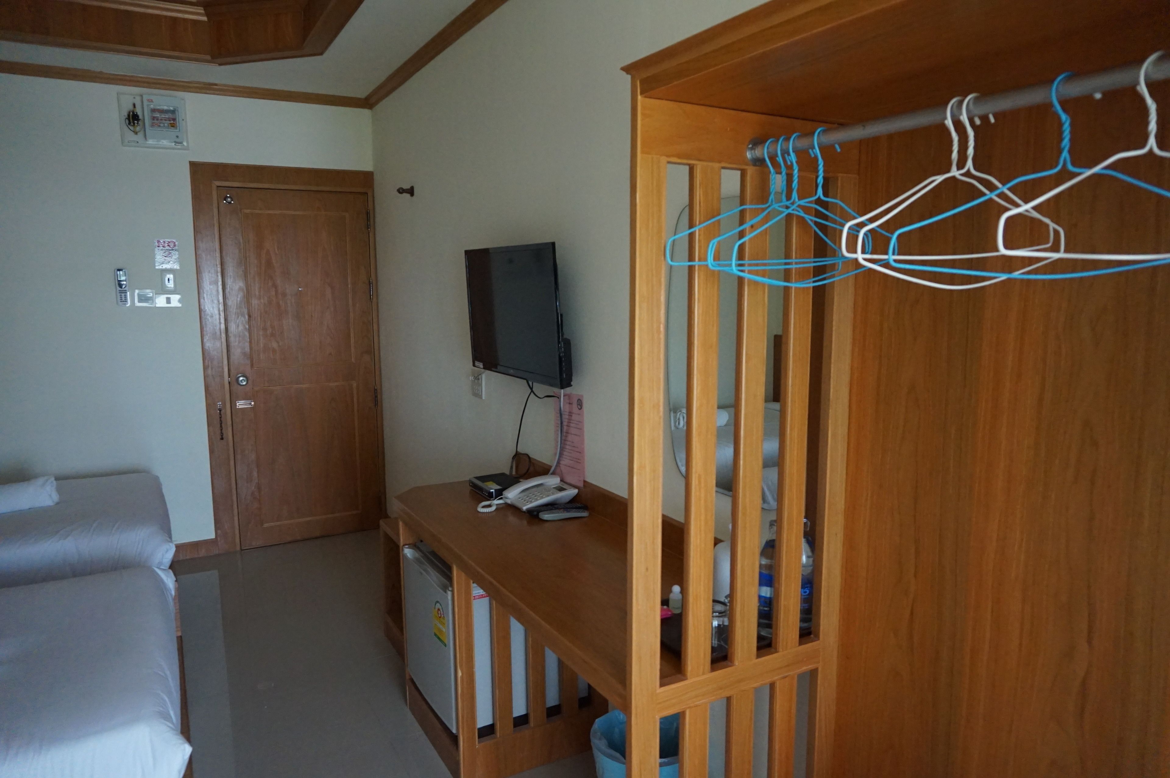 superior twin room | room amenity