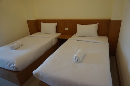 ์ํผ๋ฆฌ์ด ํธ์๋ฃธ | ์ฑ
์, ๋ฌด๋ฃ WiFi