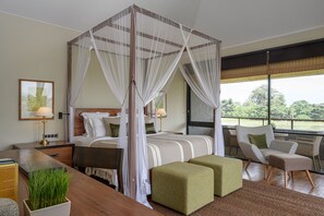DUPLEX VILLA WITH PLUNGE POOL | Minibar, in-room safe, desk, laptop workspace - Water Garden Sigiriya (Sigiriya)