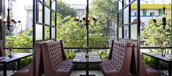 Aria Centra Hotel Surabaya