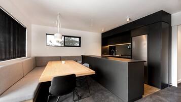 Appartement, 4 chambres, 2 salles de bains (10 Share) | Cuisine privée