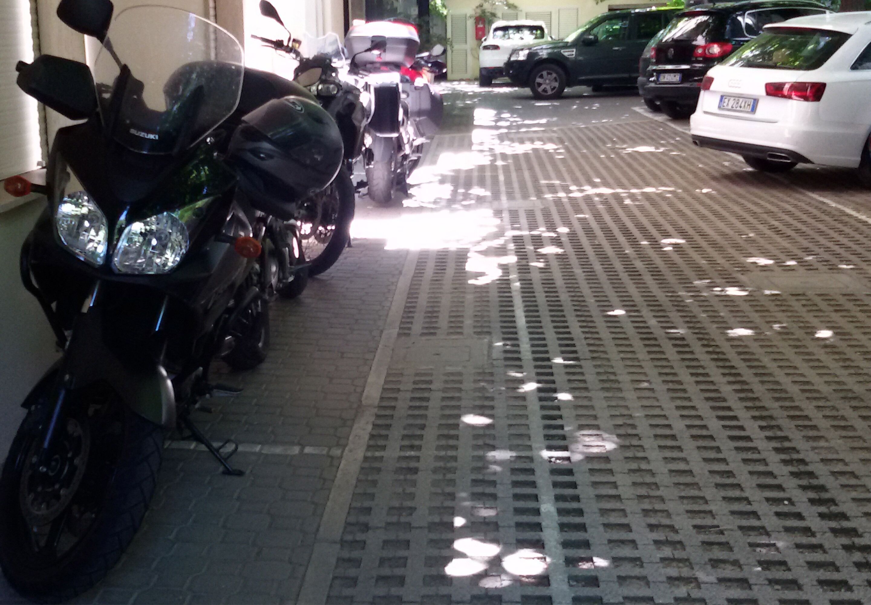 self-parking (surcharge) 16 per day