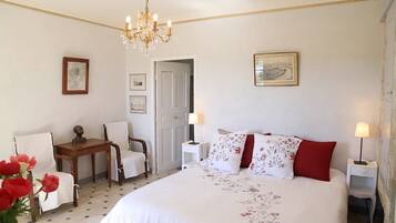 Superior Suite, 2 Bedrooms, Terrace, City View