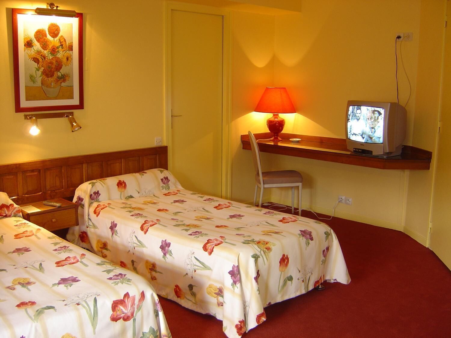 iron/ironing board, cots/infant beds, rollaway beds, free wifi