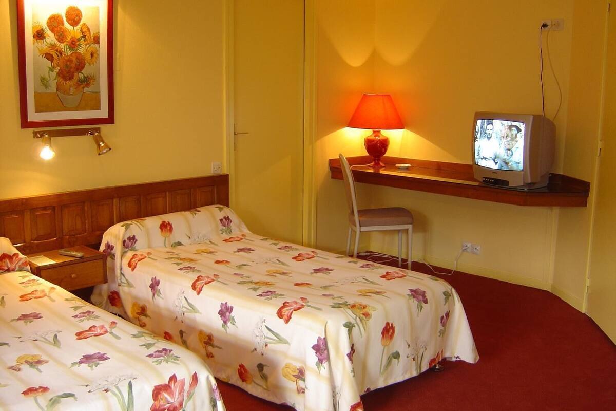 iron/ironing board, cots/infant beds, rollaway beds, free wifi