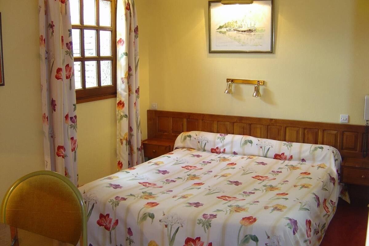 iron/ironing board, cots/infant beds, rollaway beds, free wifi