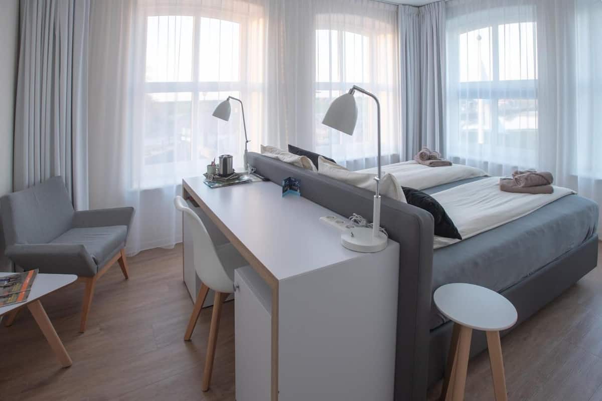 in-room safe, desk, laptop workspace, iron/ironing board