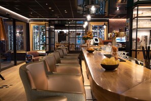 Bar (on property) - Hotel Termunterzijl (Termunterzijl)