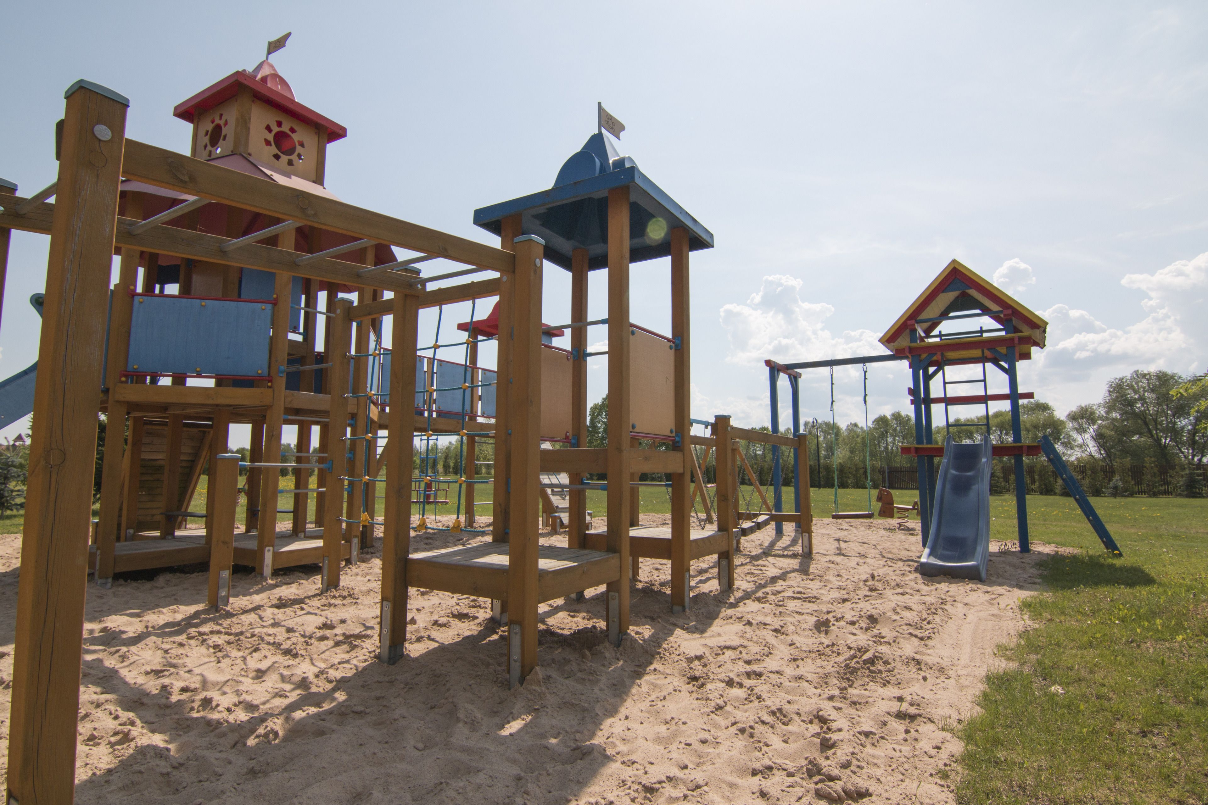 children’s play area – outdoor