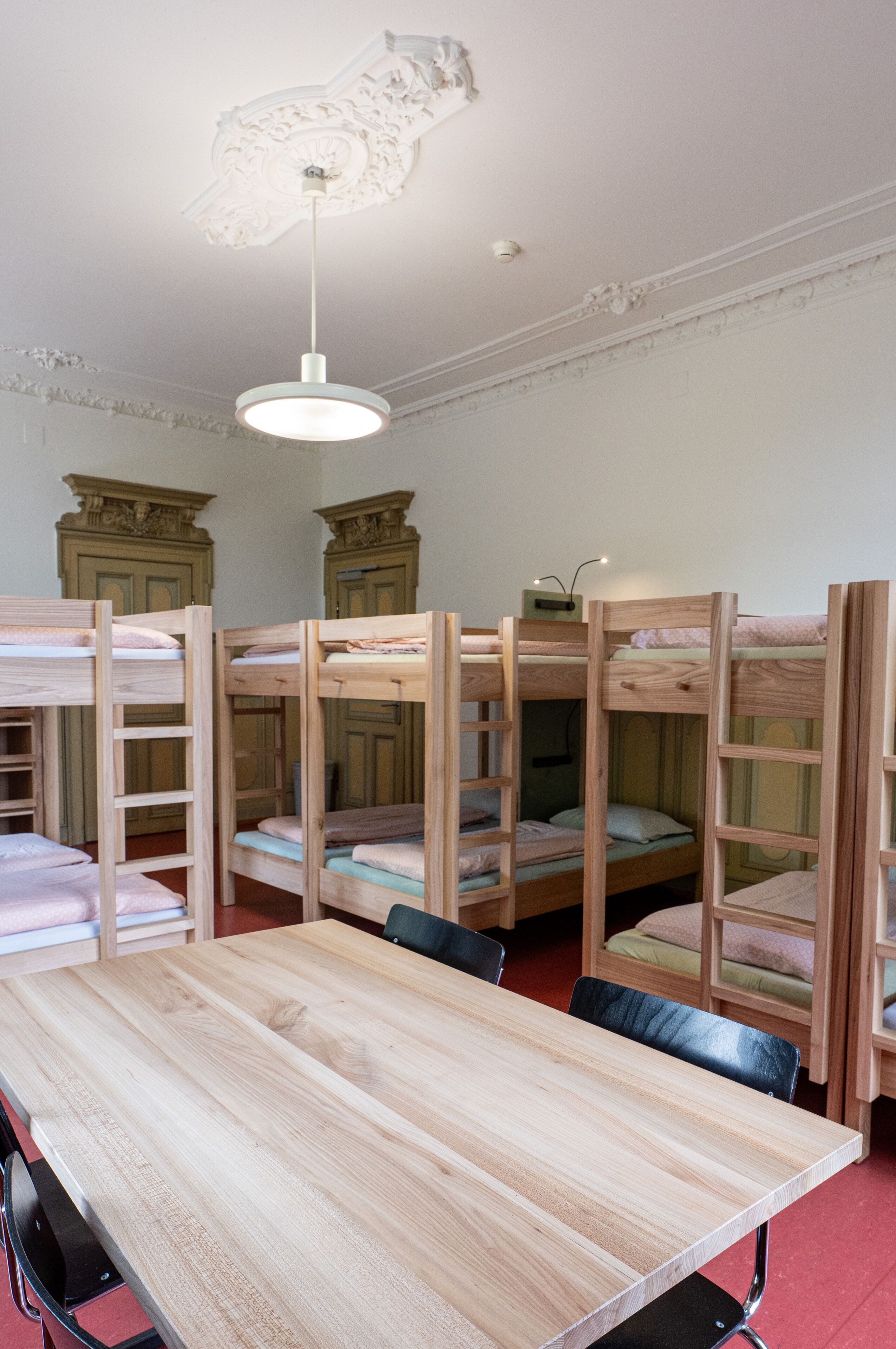 Coffres-forts dans les chambres, bureau, Wi-Fi gratuit