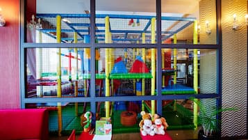 Children’s play area – indoor