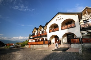 Property entrance - Penzion Zivka (Zavazna Poruba)