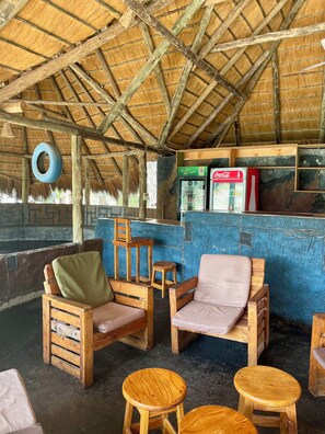 Bar (in der Unterkunft)