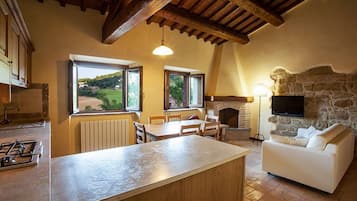 Appartamento, 2 camere da letto (Colli) | Area soggiorno | TV LCD
