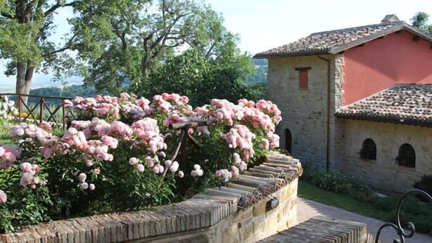 Exterior - Borgo Belvederi (Camerino)