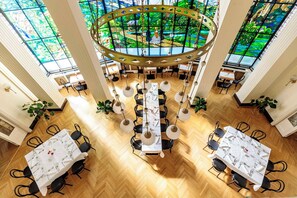 Reception hall - Hotel Herzoghof (Baden)