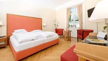 Comfort Double Room, Balcony, Park View | Premium bedding, in-room safe, desk, soundproofing