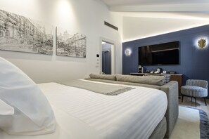 Suite (Private Movie) | Egyptian cotton sheets, premium bedding, down comforters, pillowtop beds - GKK Exclusive Private Suite (Rome)