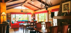 Dining - The Carmelence View (Tagaytay)