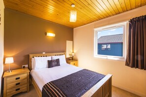 Tabla de planchar con plancha y camas plegables/adicionales 