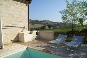 Seasonal outdoor pool - Marche Country Loft (Morrovalle)
