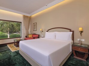 Premium King Garden View Room | Capsule