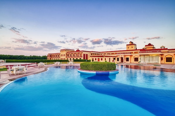 Piscina externa