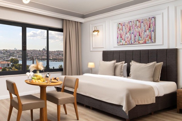 Superior Suite, Sea View | Frette Italian sheets, premium bedding, down comforters, minibar