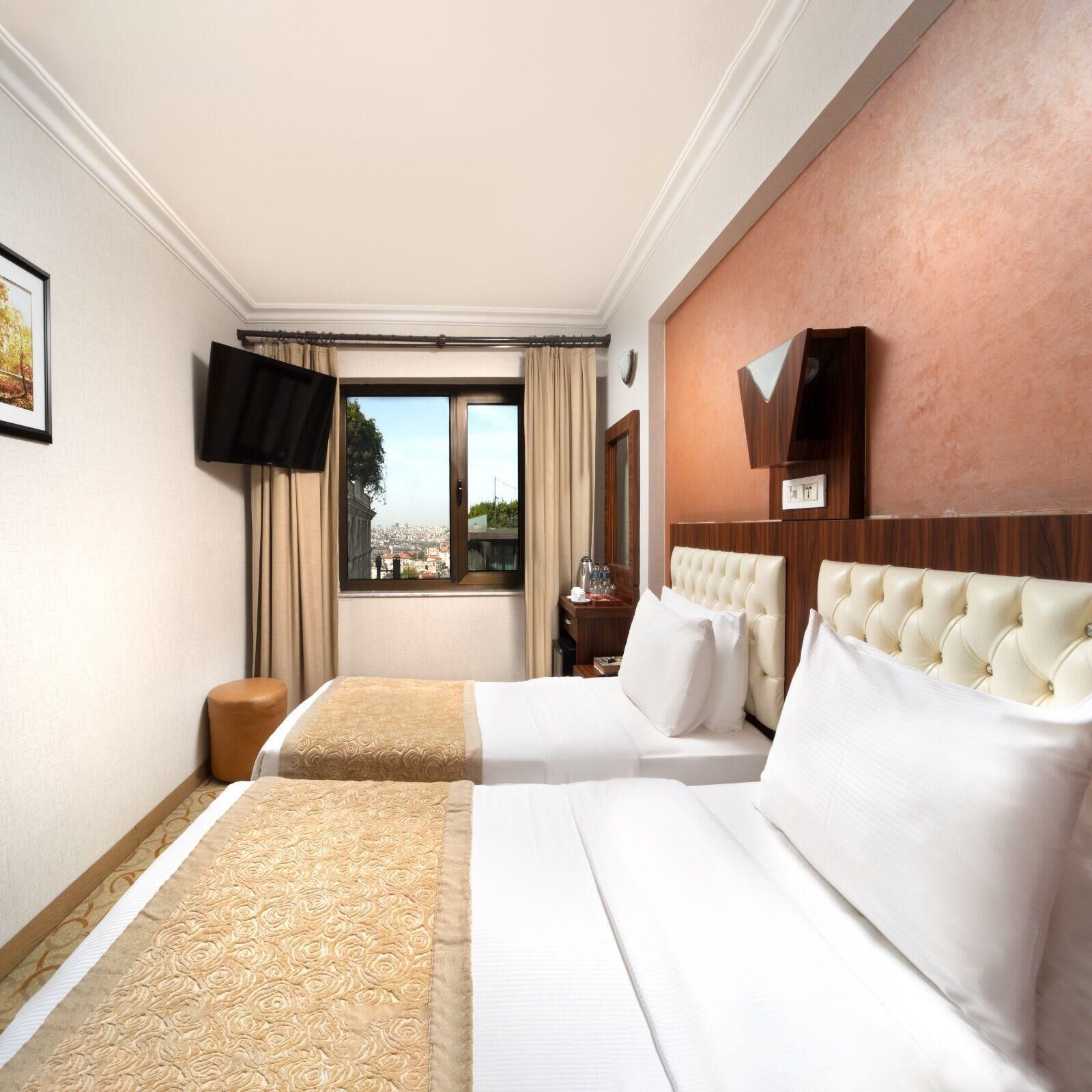 Tremannsrom – basic | Italienske Frette-laken, sengetøy av topp kvalitet, dundyner og minibar