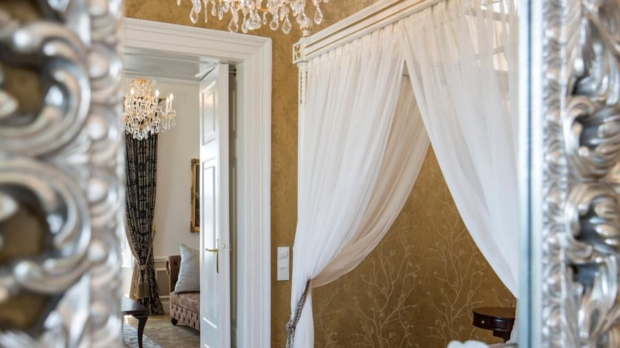 Schloß Schönbrunn Grand Suite