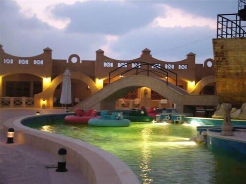 Grand holidays Green Resort