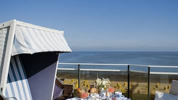 2 restaurants servant le petit-déjeuner, spécialités Cuisine allemande