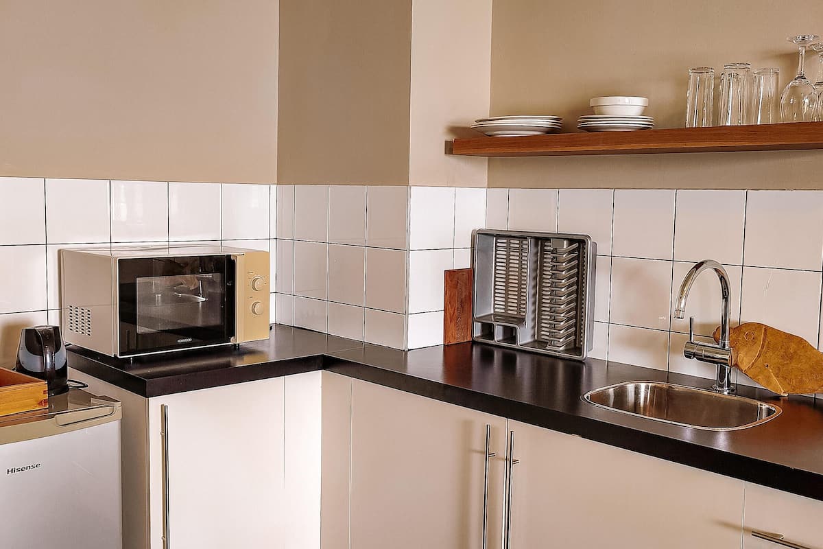 fridge, electric kettle