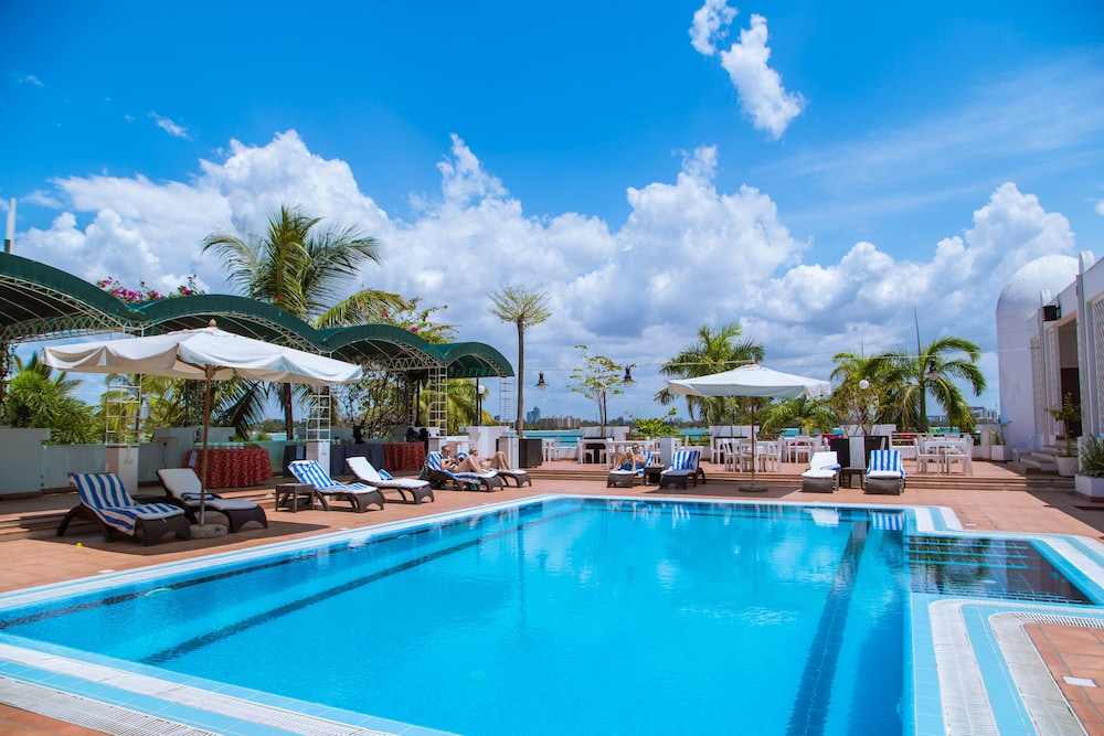 Hotel Slipway by null