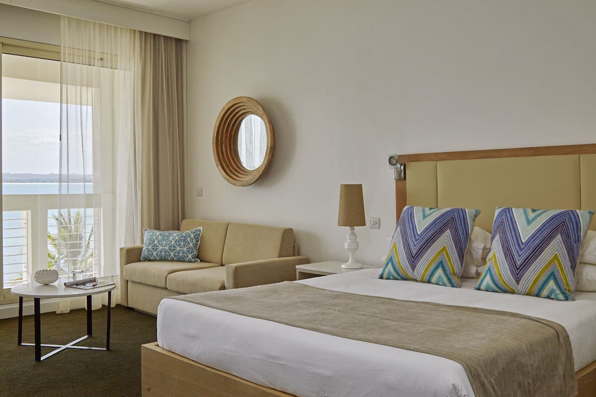 executive double room, sea view | premium bedding, minibar, in-room safe, desk