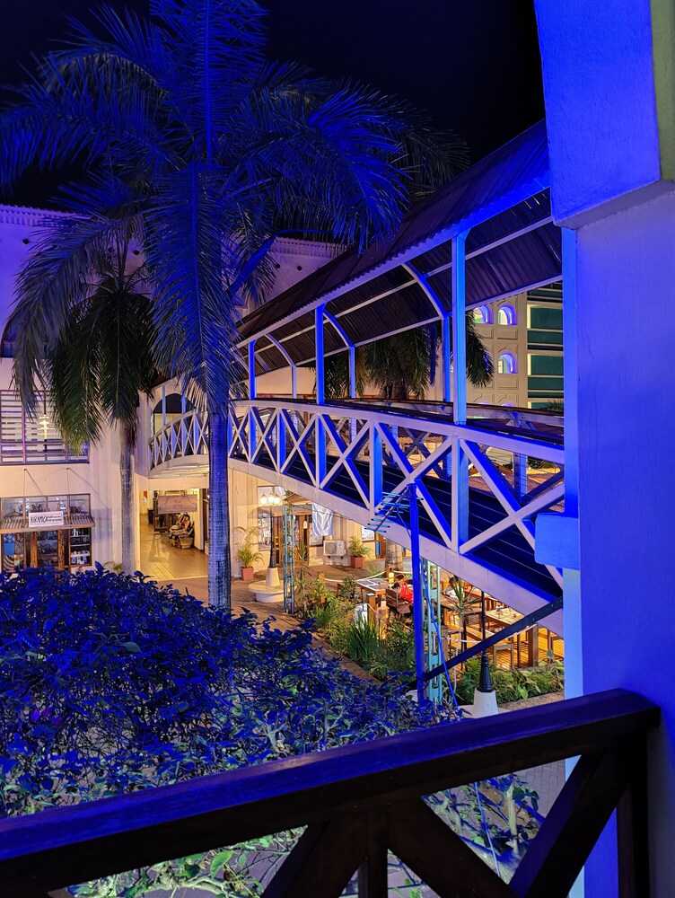 Hotel Slipway by null