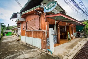 Ngoại thất