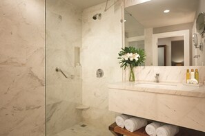 Shower, rainfall showerhead, hair dryer, towels - Dreams Dominicus La Romana - All Inclusive (San Rafael del Yuma)