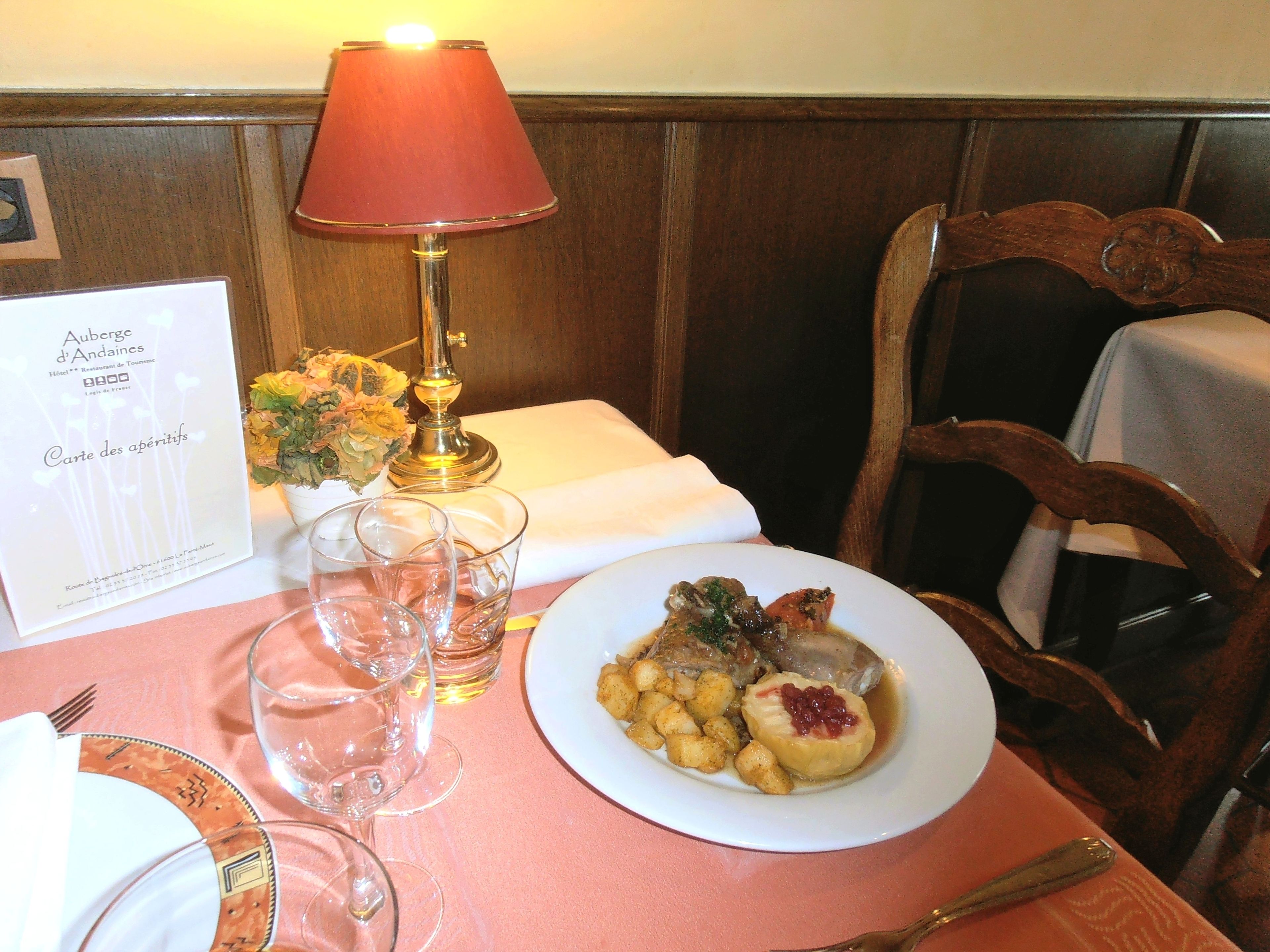 lunch and dinner served, french cuisine