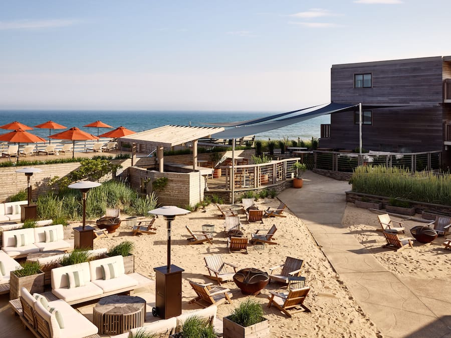 Rom | Utsikt mot gårdsplass