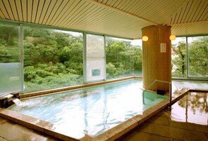 Bañera de hidromasaje interior