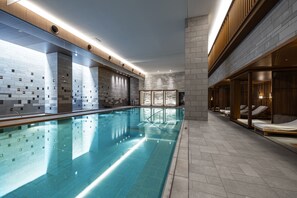 Indoor pool, open 7:00 AM to 9:00 PM, free pool cabanas