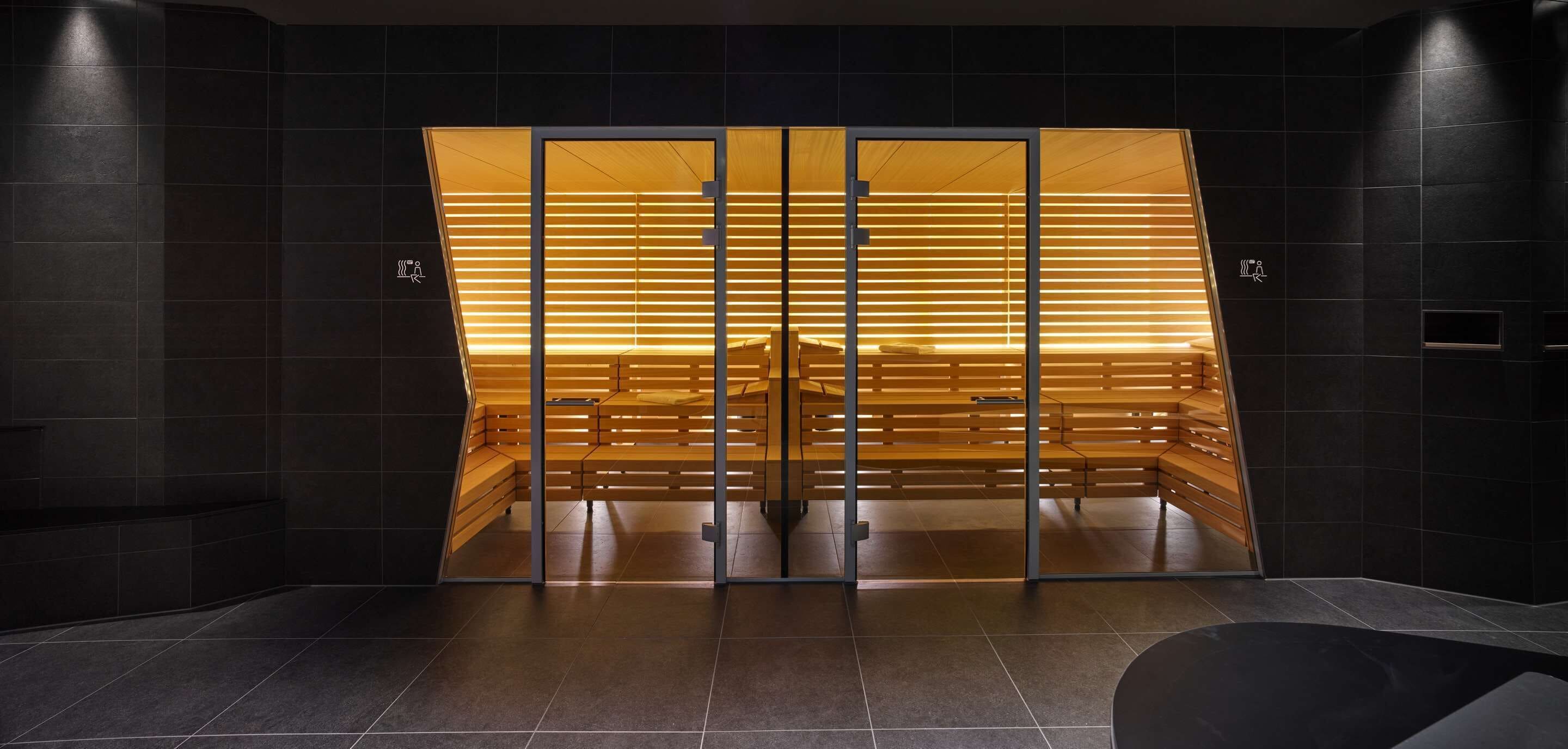 sauna, steam room, 1 treatment room, massages